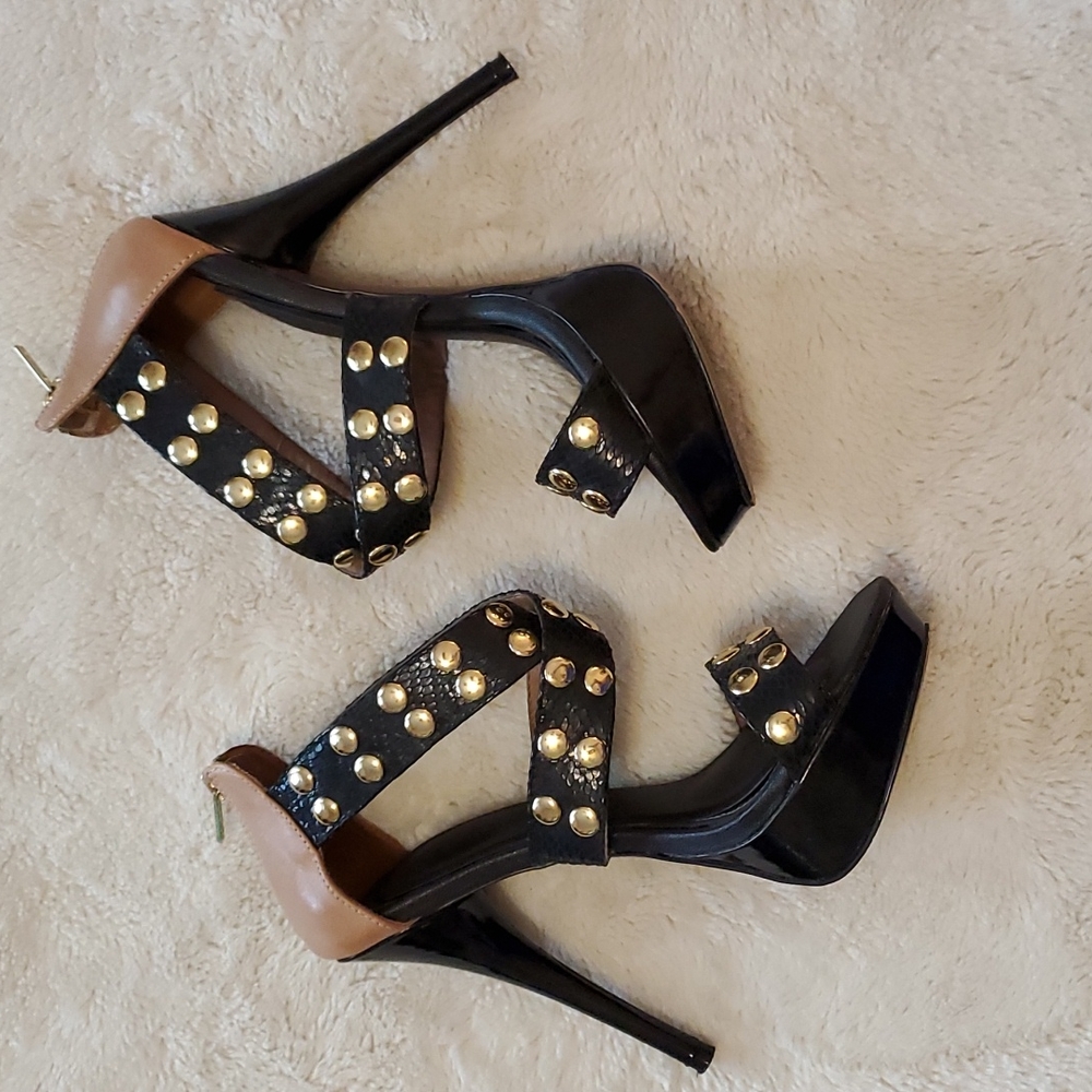 Steve Madden platform sandals